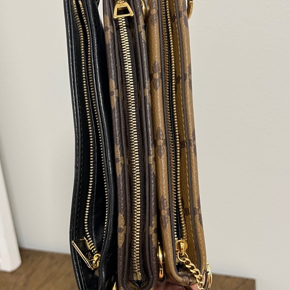 Sold Louis Vuitton LV3 Pochette - Picture 11 of 17